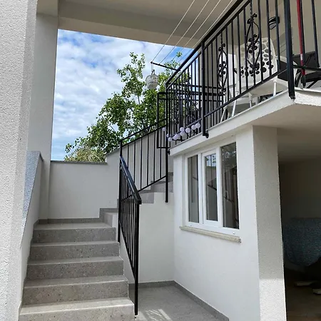 Apartment With Bbq In Rovinj-istrien 44574