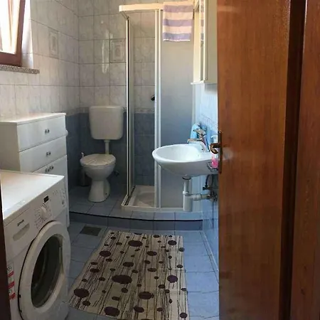 Apartment With Bbq In Rovinj-istrien 44574